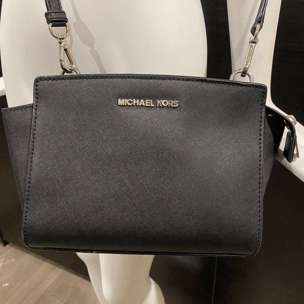 Michael Kors Black Selma Bag